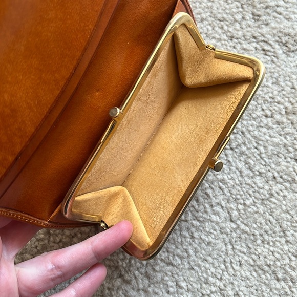 NWOT Vintage Genuine Calf Leather Wallet with Snap Closure and Change Purse - Picture 8 of 14